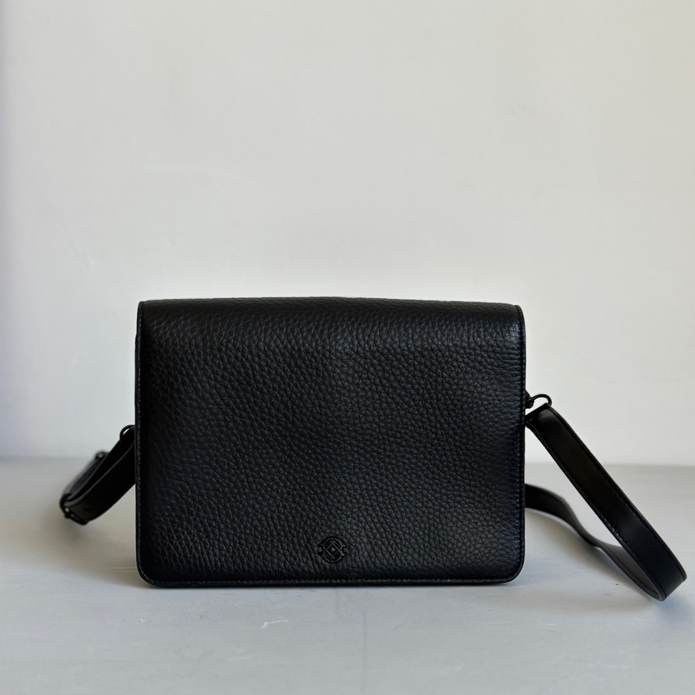 NWOT Dagne Dover Medium Andra Crossbody Onyx Black
